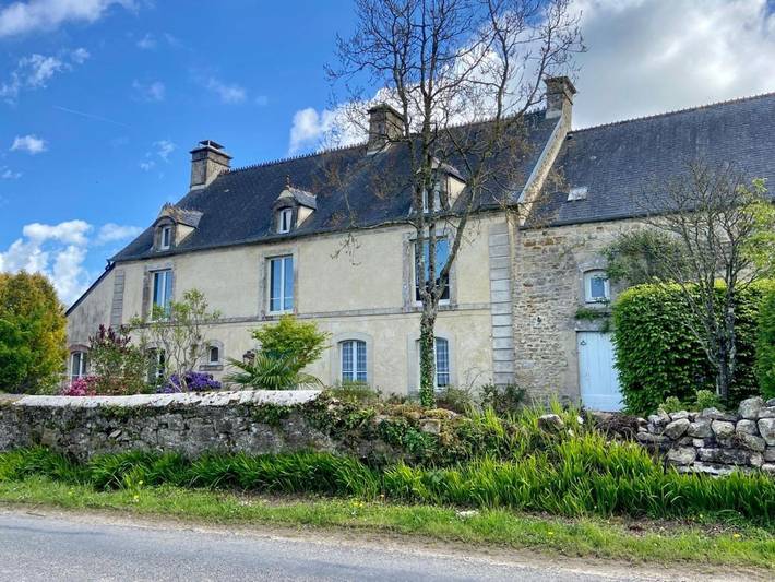 Location de vacances pour 4 personnes, avec Terrasse et Jacuzzi ainsi que Jardin et Vue à Saint-Germain-de-Tournebut