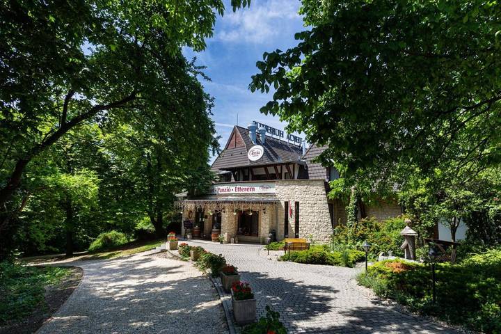 Location de vacances pour 2 personnes, avec vue et terrasse à Sopron - 3