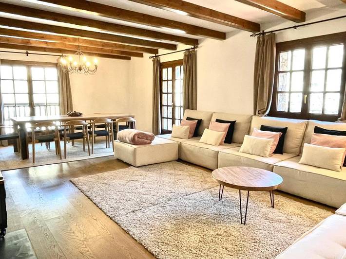 Gîte pour 10 personnes, avec Balcon ainsi que Terrasse et Vue à Canillo