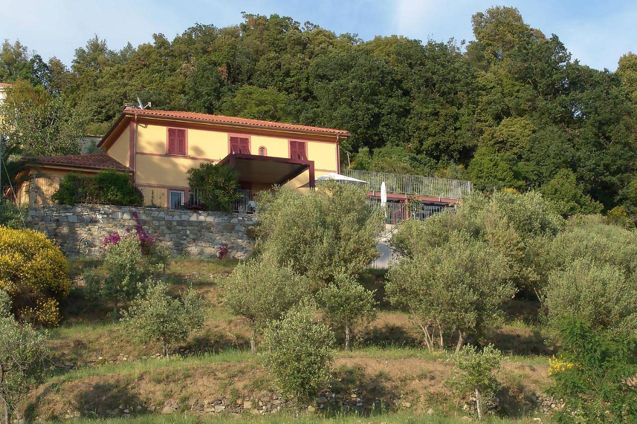Luxury Easy Living in Framura in Castagnola (Framura), Framura