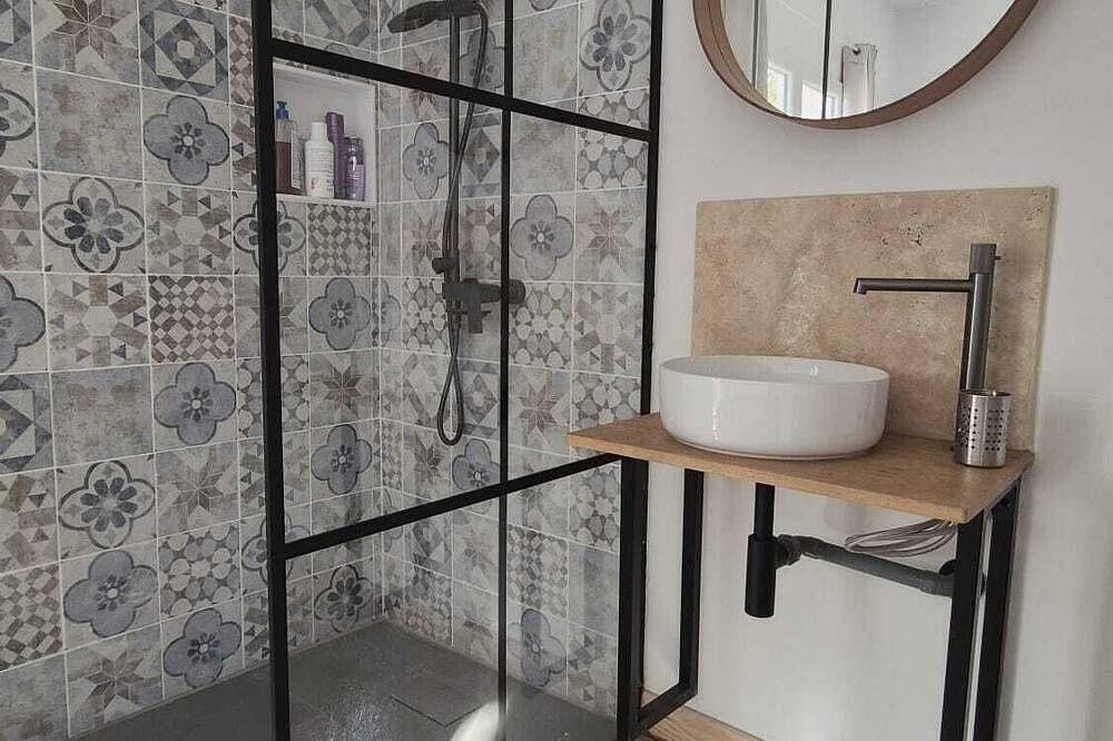 Apartamento entero, Fully equipped self-contained apartment in a villa in badens in Badens, Región de Carcassonne