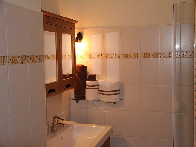 Ganze Ferienwohnung, Haus Resi - Zimmer 2 in Staatz, Mistelbach (Niederösterreich)