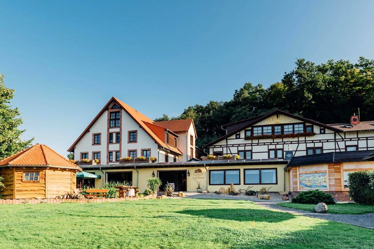 Erlebnishotel "Zur Schiffsmühle" Gmbh in Höfgen, Grimma