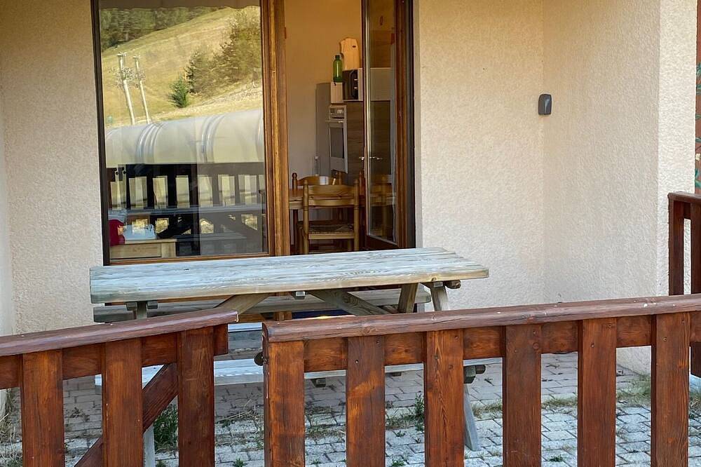Entire apartment, Skis for 6 people in La Joue du Loup, Le Dévoluy