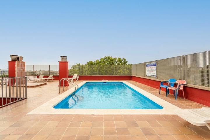 Ganze Wohnung, Apartment 'Columbo Go2lloret' mit Gemeinschaftspool, Wlan und Klimaanlage in Central Lloret de Mar, Lloret de Mar