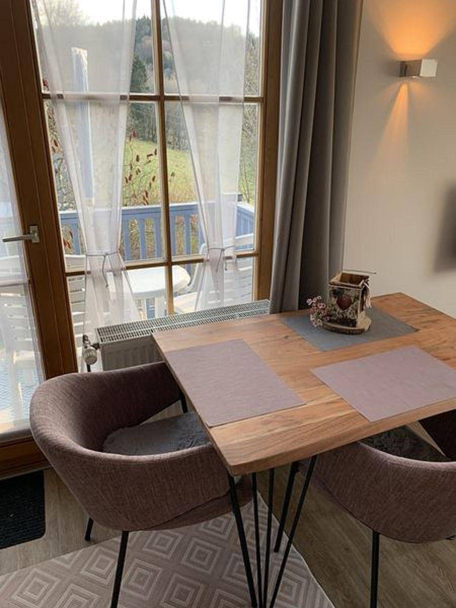 Ganze Ferienwohnung, Appartement in Langfurth mit Kleinem Balkon in Schöfweg, Ostbayern