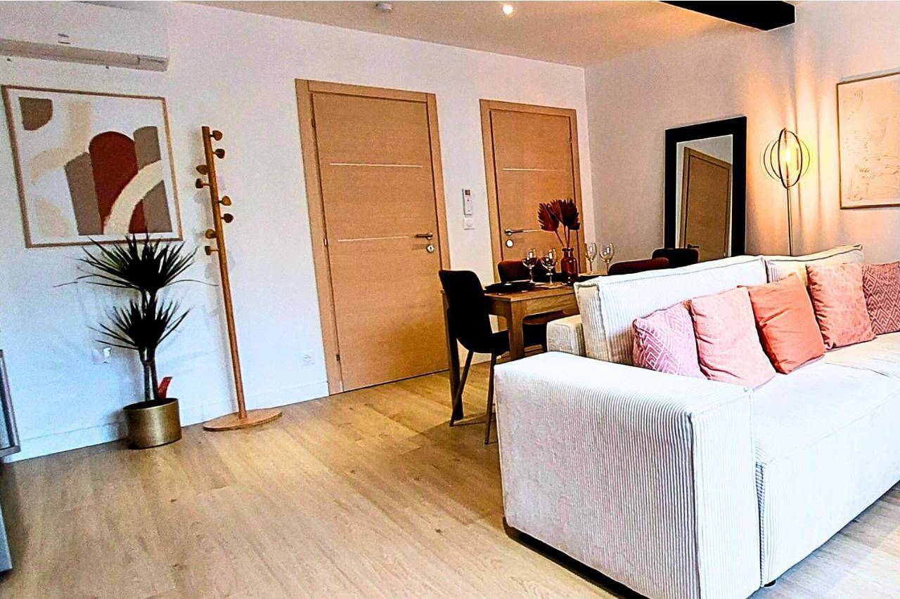 Appartement entier, Artgold * Logement Haut de gamme Spa in Roanne, Région de Roanne