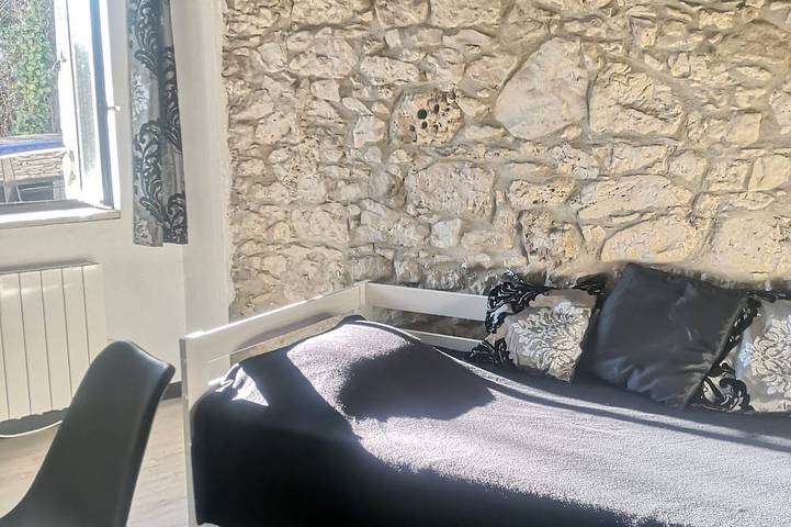 Location de vacances pour 12 personnes, avec terrasse et jardin à Fonroque - 3