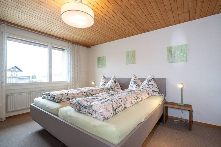 Ferienwohnung für 4 Personen, mit Balkon und Ausblick sowie Sauna in Amden