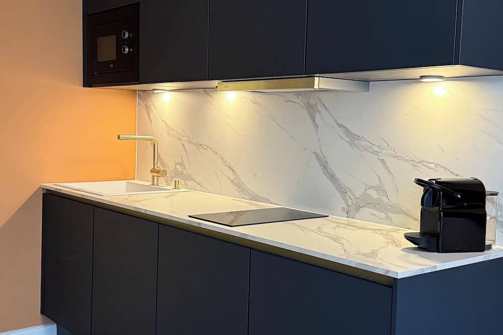 Ganze Wohnung, Atrium Apartment Erdgeschoß in Aachen, Rheinland