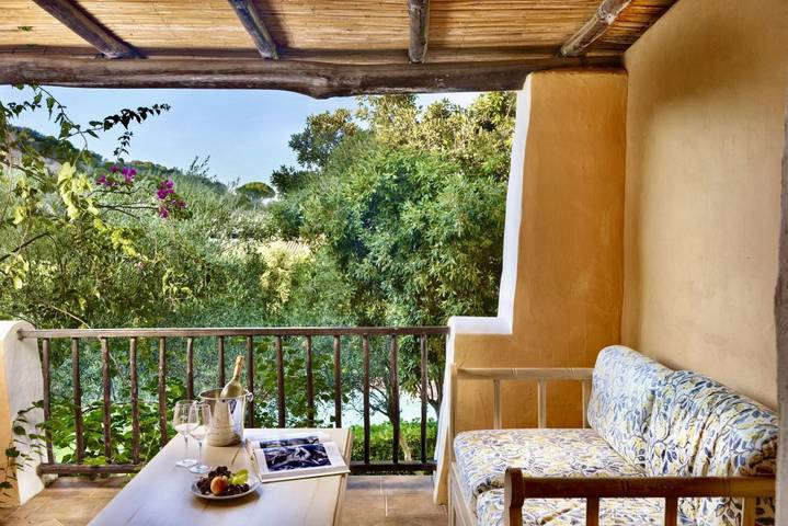 Gîte pour 2 personnes, avec jardin et piscine, animaux acceptés à Arzachena - 4