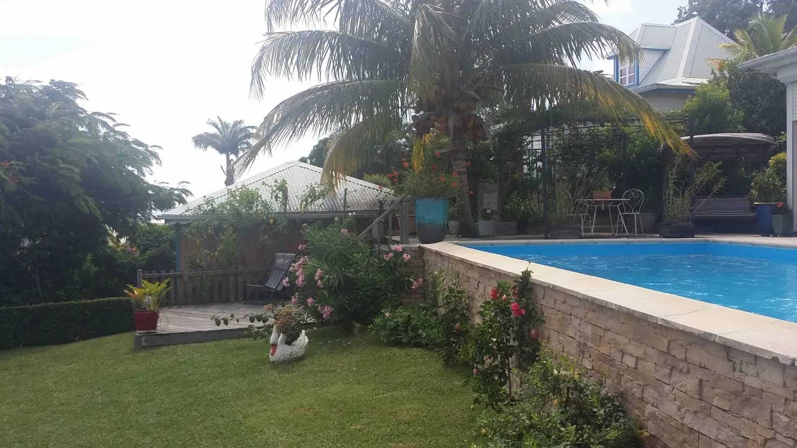 Studio entier, Studio cosy avec vue sur mer à Case-Pilote, 21 m², piscine in Case-Pilote, Martinique