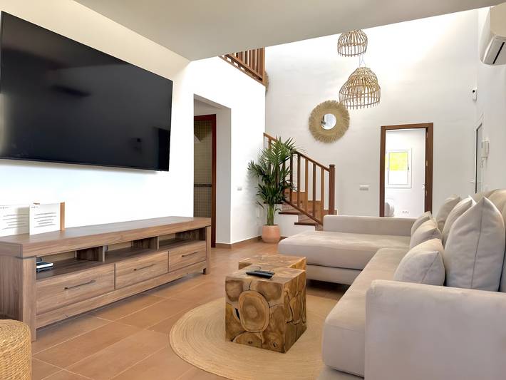 Villa für 8 Personen, mit Balkon und Whirlpool sowie Garten auf Ibiza - 3