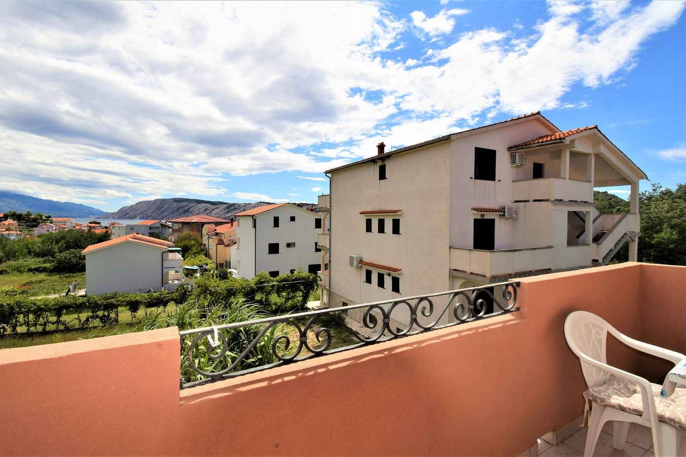 Ganze Ferienwohnung, Ferienwohnung mit einem Balkon in Lopar, Rab