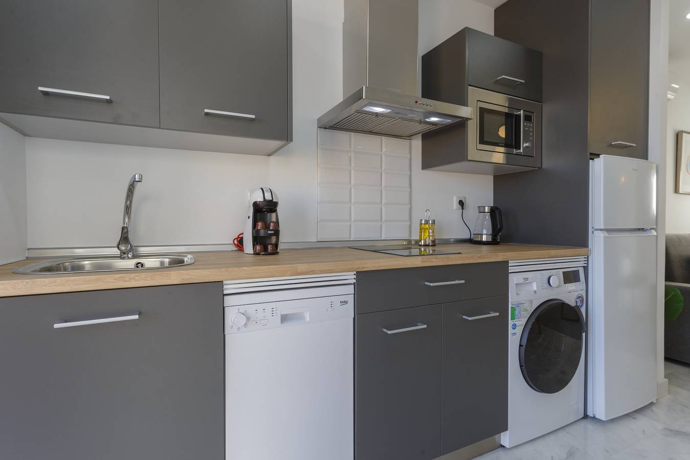 Ganze Wohnung, Apartamento interior sin terraza - Brujula by Cadiz4Rentals in Cádiz, Costa de la Luz