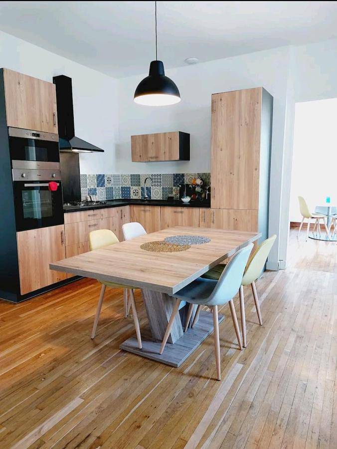Gîte pour 6 personnes, avec terrasse et jardin à Gond-Pontouvre - 2