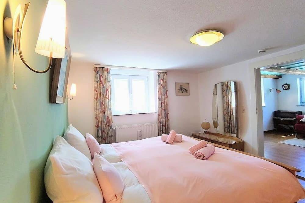 Entire apartment, Ferienwohnung/app. für 2 Gäste mit 45m² in Bad Krozingen in Tunsel, Bad Krozingen