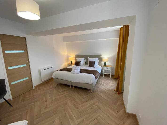Chambre d’hôte pour 2 personnes, avec terrasse et jacuzzi ainsi que sauna et jardin, animaux acceptés dans Eure-et-Loir