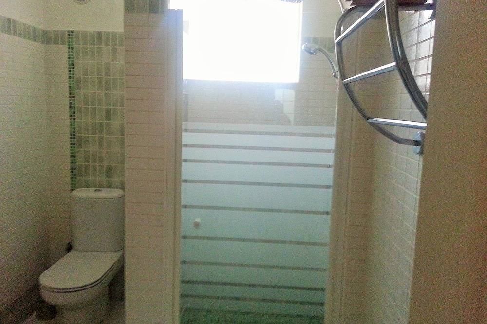 Villa, piscina con vista al mar Promo - 30% 22 de junio / 29 de junio in Belvédère-Campomoro, Distrito de Sartène
