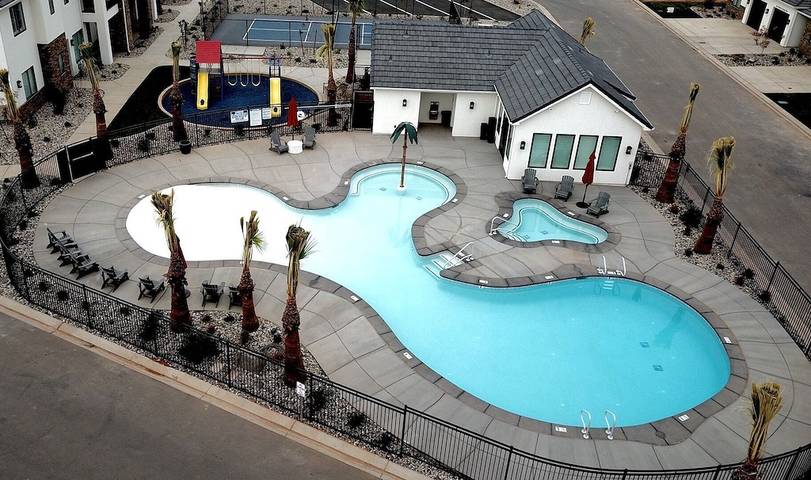 Vacation rental for 10 people, with terrace and hot tub as well as pool in Washington (UT)