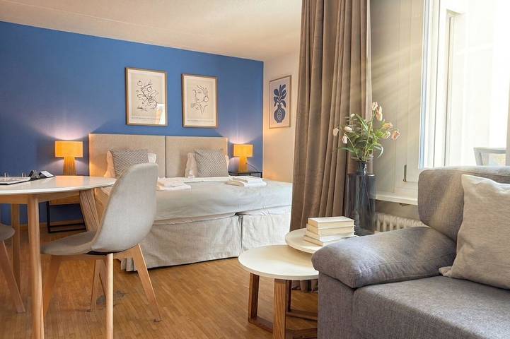 Ganze Wohnung, Waldhof 1 by Arosa Holiday Appartement/Fewo, Dusche, Wc, 2-Bettwohnung Waldhof 1 in Arosa, Plessur Alpen