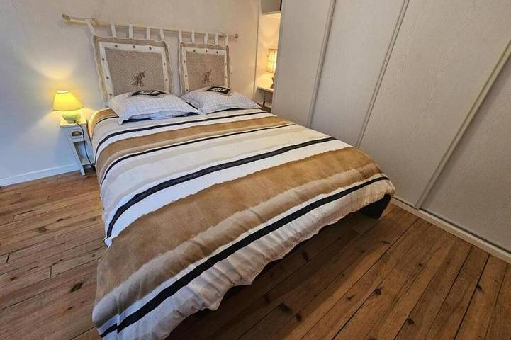 Gîte pour 6 personnes, avec Terrasse et Jardin à Le Lardin-Saint-Lazare - 3