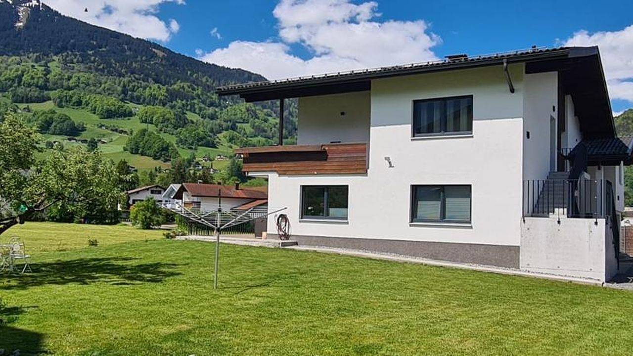 Geheel vakantieappartement, Vakantieappartement voor 4 personen met balkon in Schruns, Schruns-Tschagguns