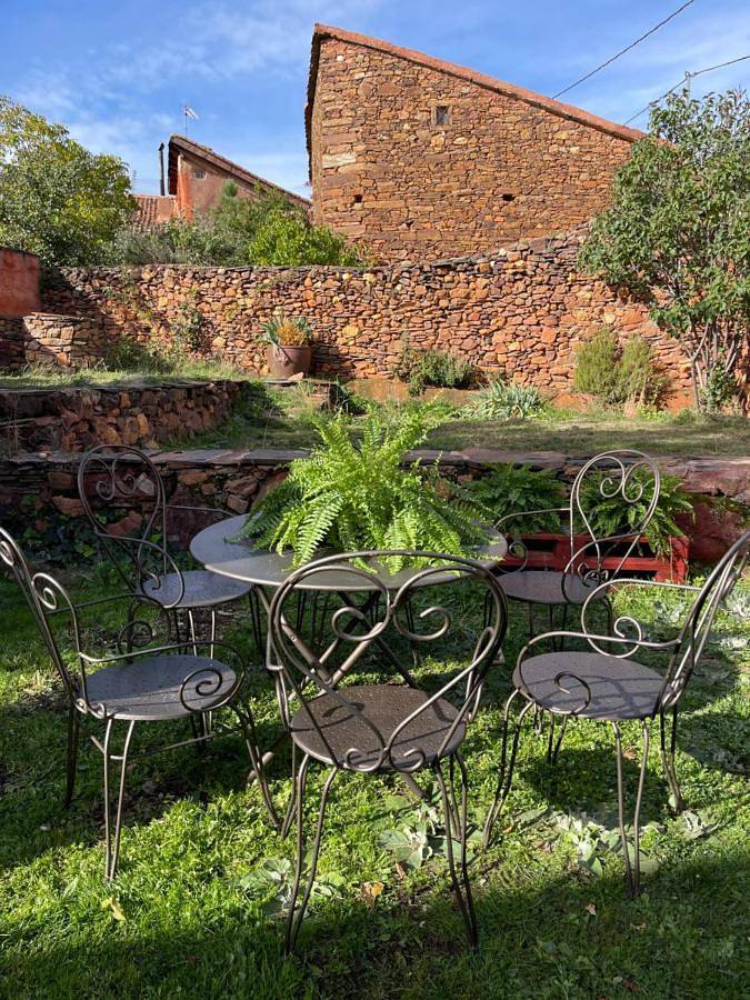 Casa rural para 5 personas, con vistas además de terraza y jardín en Riaza
