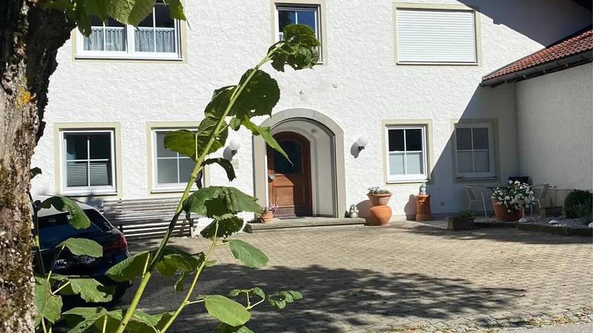 Ferienwohnung für 3 Personen, mit Terrasse in Seeg