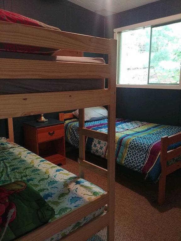 Cottage for 12 Guests in Lambton County