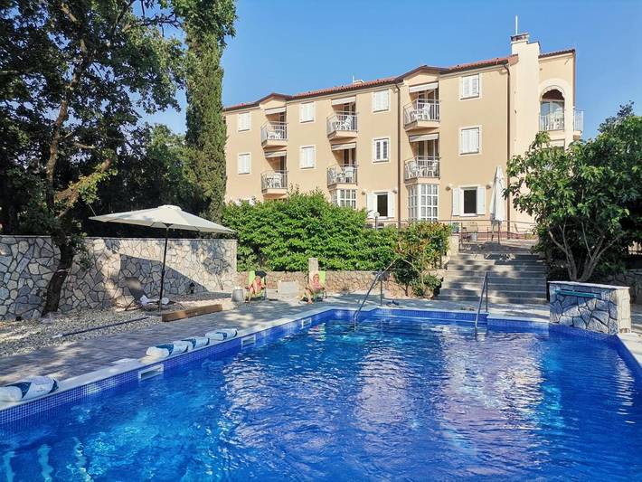 Maison d’hôte pour 2 personnes, avec piscine ainsi que jardin et vue dans Krk - 2
