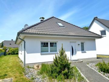 Ferienhaus für 6 Personen, mit Terrasse und Garten, kinderfreundlich in Sassnitz