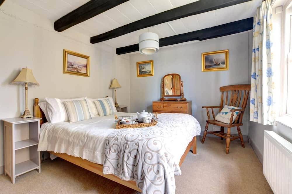 3 Bed in Whitby (oc-r020) in Robin Hood's Bay, North York Moors National Park
