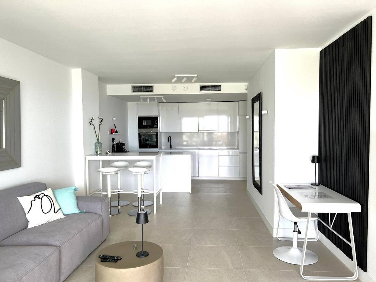 Entire apartment, Holiday apartment for 4 people with children pool in Alcorrín, Manilva