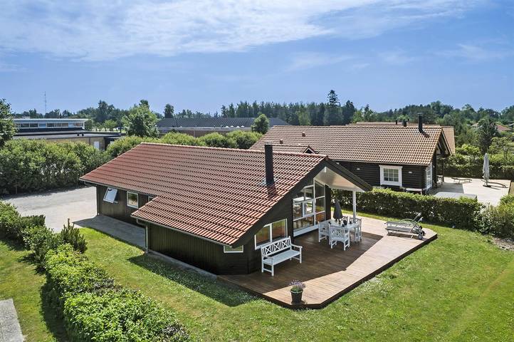Ferienhaus für 8 Personen, mit Terrasse und Whirlpool sowie Sauna in Lolland-Falster - 2