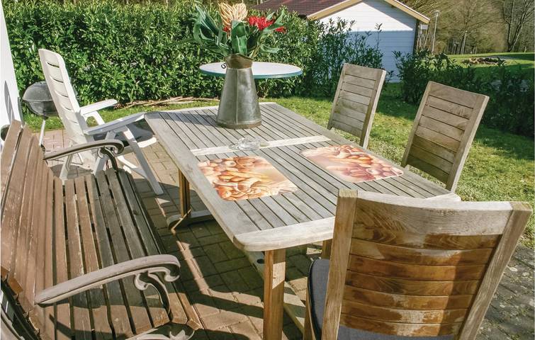 Gemütliches City Center Apartment mit Terrasse & Parkplatz in Kirchheim, Knüllgebirge