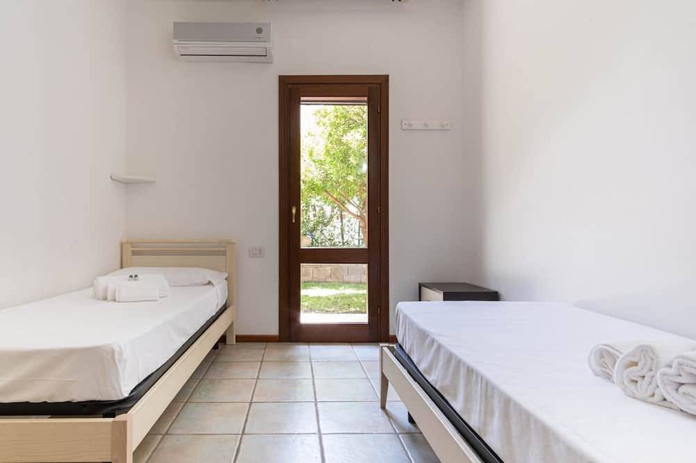 Entire apartment, Mirto 2 Apartment in Santa Maria Navarrese, Ogliastra Province