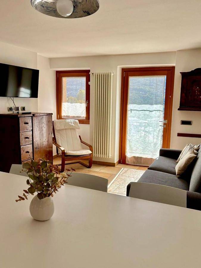 Ferienwohnung für 4 Personen, mit Terrasse und Garten sowie Ausblick