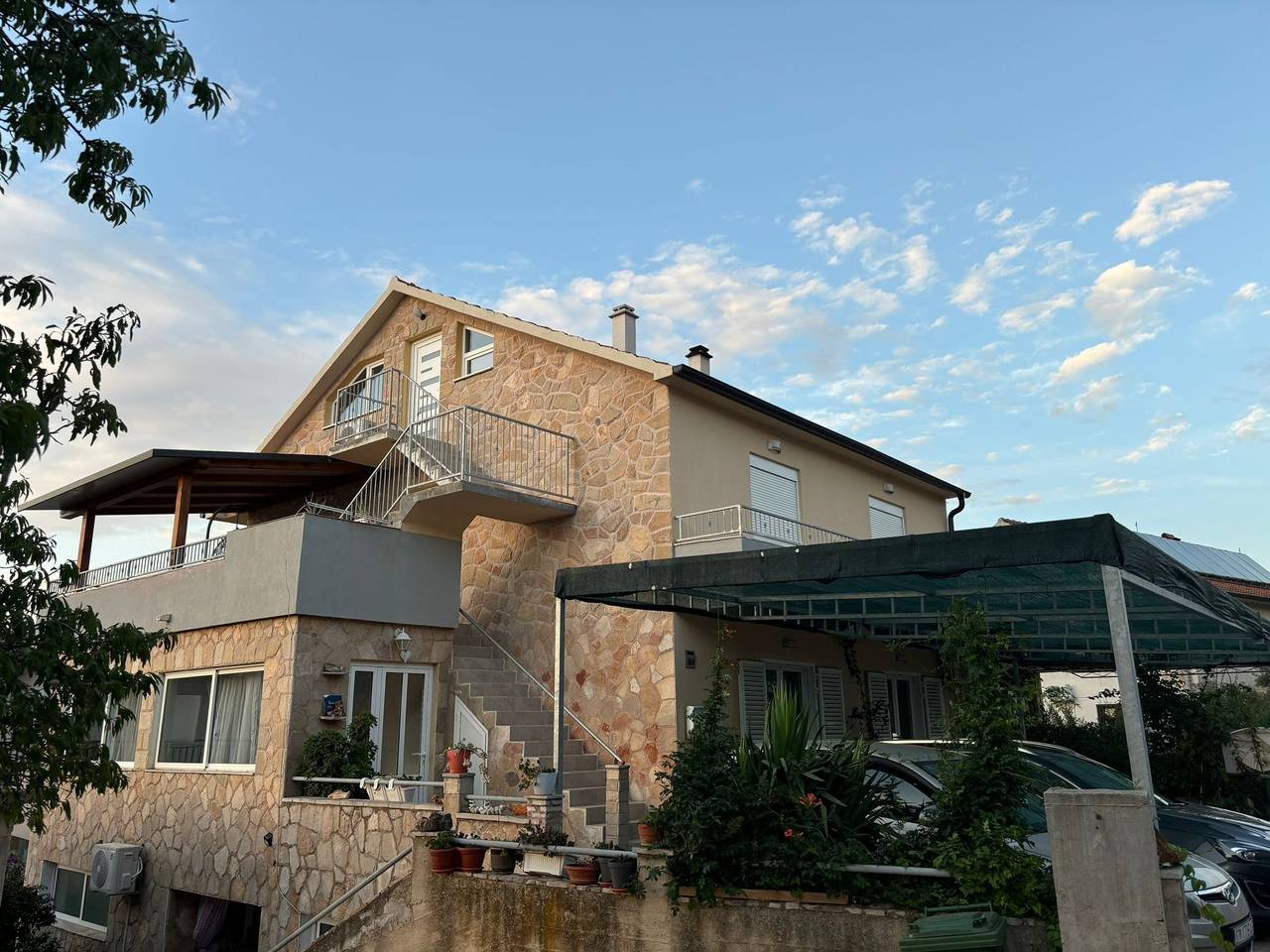 Ganze Wohnung, 2-Zimmer-Ferienwohnung mit Balkon Jelsa, Hvar A-4040-b in Jelsa, Hvar