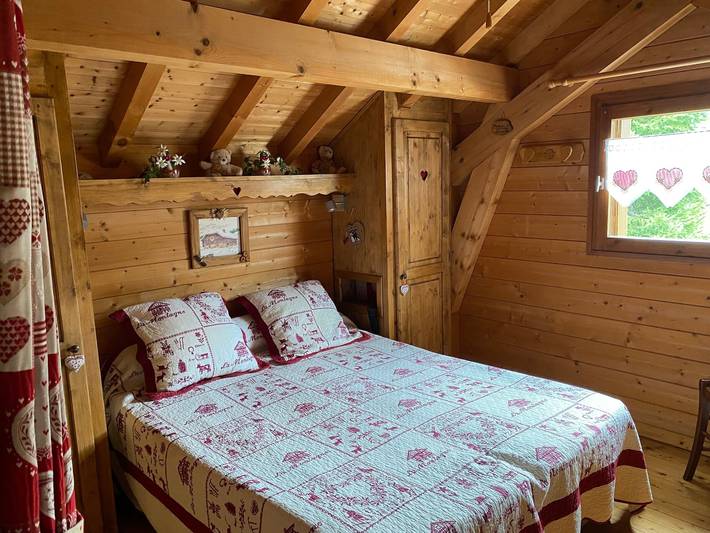 Chalet « 6p Confort-Le Chardon Blanc » : Vue Montagne, Terrasse Privée et Wi-Fi in Verchaix, Région de Bonneville