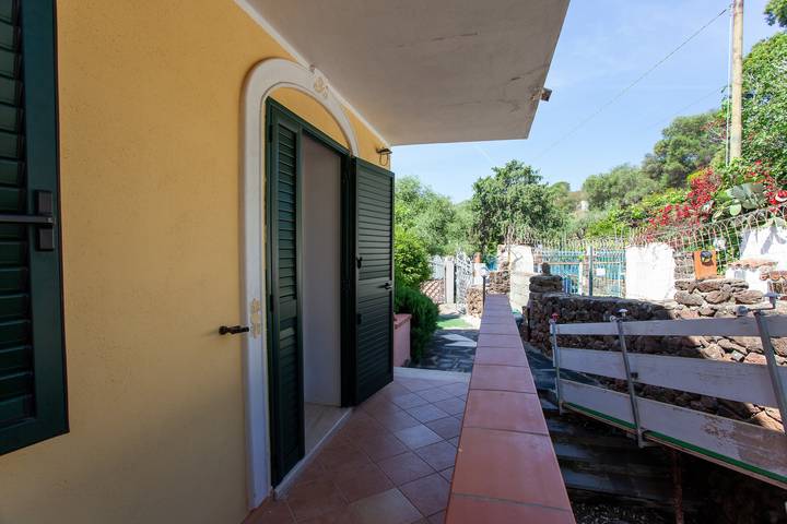 Gîte pour 6 personnes, avec jardin, animaux acceptés dans Orosei - 2