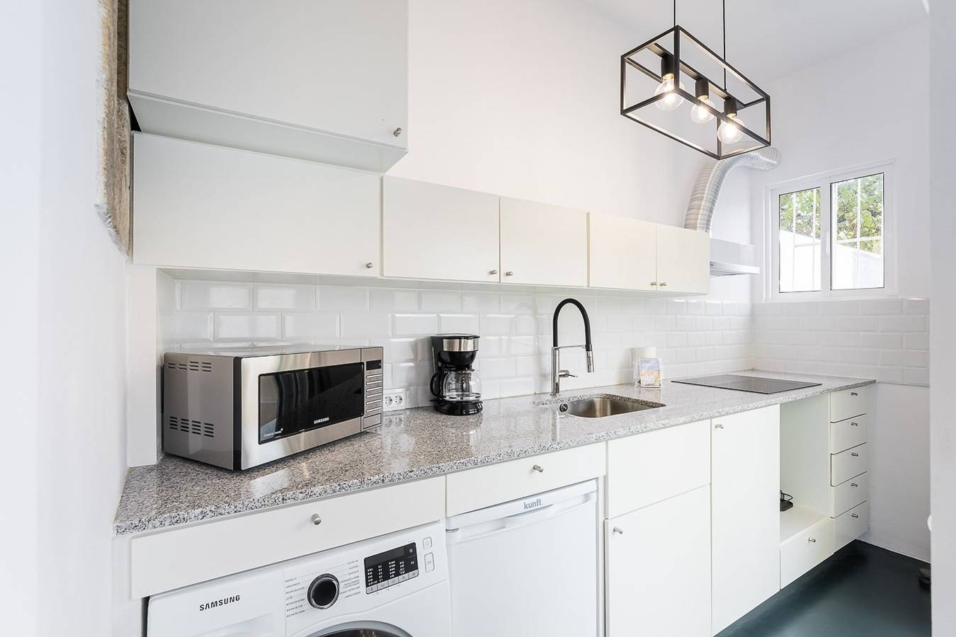 Entire apartment, Dark Horse in Porto with 1 bathrooms in Cedofeita, Porto