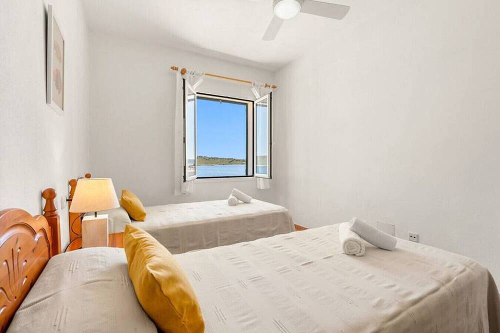 Ganze Wohnung, Sa Mirada apt, taste of the sea in Fornells, Es Mercadal