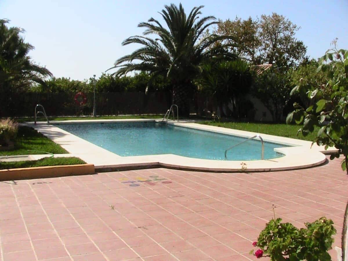 Pet-Friendly Apartment “Finca la Tacita Rosal” with Pool & Wi-Fi in νέα γειτονιά, Conil de la Frontera