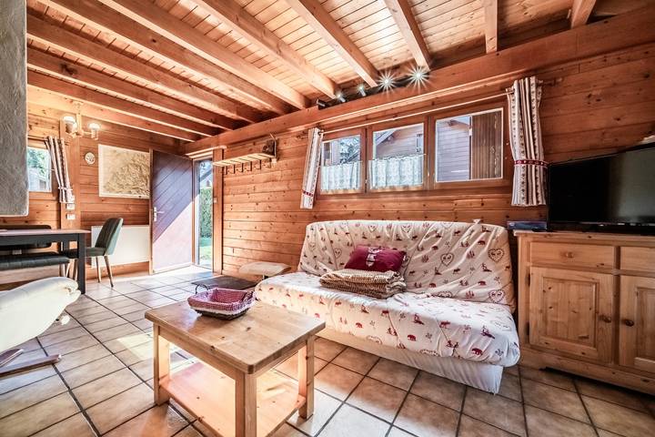 Chalet « 6p Confort - L’aigle Royal » avec vue sur les montagnes, terrasse partagée et Wi-Fi in Verchaix, Région de Bonneville