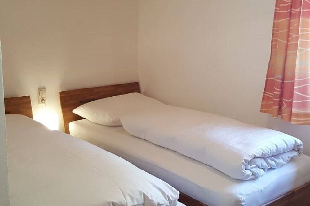 Ganze Wohnung, Wunderschöne Ferienwohnung im 1.Stock in Sonnenkopf, Dalaas