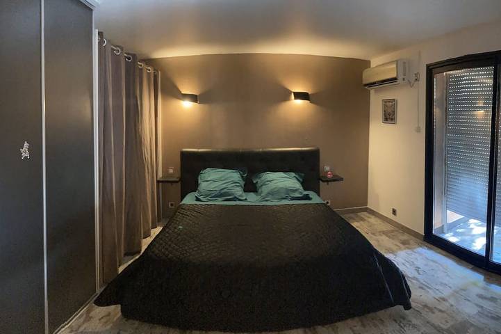 Location de vacances pour 6 personnes, avec piscine dans Sainte-Lucie de Porto-Vecchio - 2