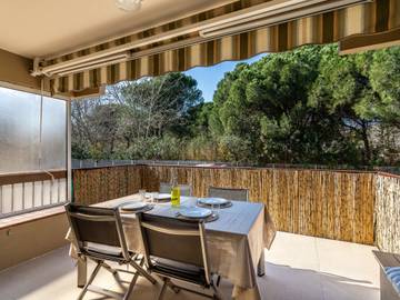 Gîte pour 4 personnes, avec terrasse et jardin dans Golf Grand Jardin