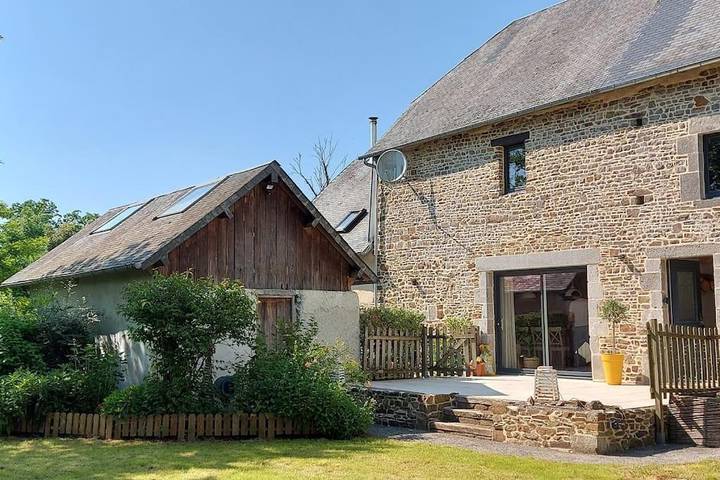 Location de vacances pour 7 personnes, avec jardin à Saint-Denis-le-Vêtu - 2