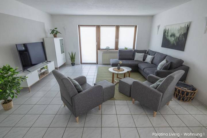 Ferienwohnung für 8 Personen, mit Garten und Ausblick in Fischbach bei Dahn - 3